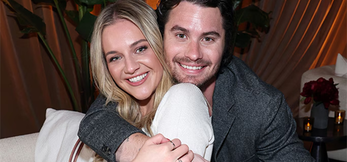 Chase Stokes Subtly Shuts Down Kelsea Ballerini Breakup Rumors 1