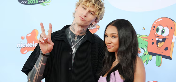 Machine Gun Kelly and daughter Casie hit Kids' Choice Awards red carpet together 1