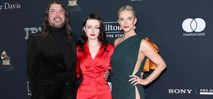 Dave Grohl and Wife Jordyn Blum Make Rare Appearance at Pre-Grammys Gala More Than 1 Year After Affair Scandal 1