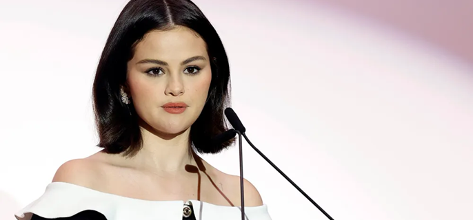 Selena Gomez Pop-Up Postponed as Wildfires Spread in L.A.: “Our Hearts Are With California” 1