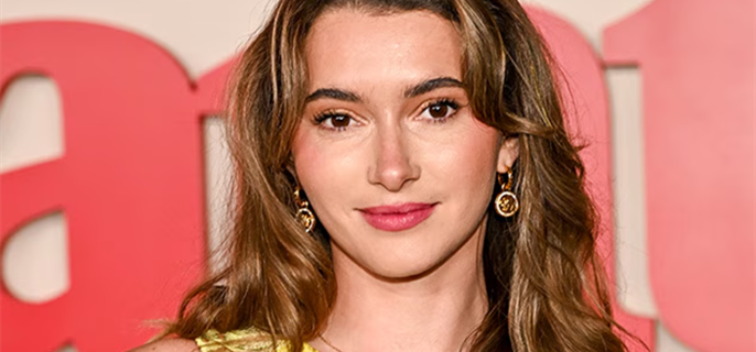 TikToker Madeleine White Reacts to Backlash After Attending Rave With Pink Eye 1