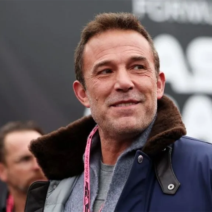 Ben Affleck&rsquo;s New Look Is a Sign He Is &lsquo;Moving on&rsquo; From Exes &mdash; Source